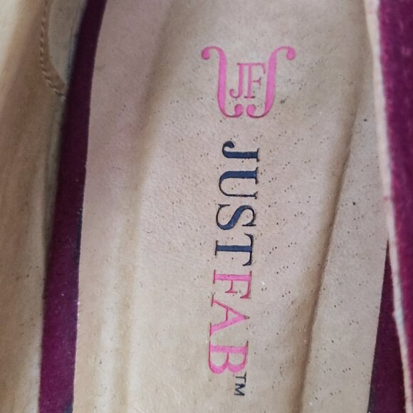 JustFab wedge burgundy suede size 7 - Picture 4 of 8